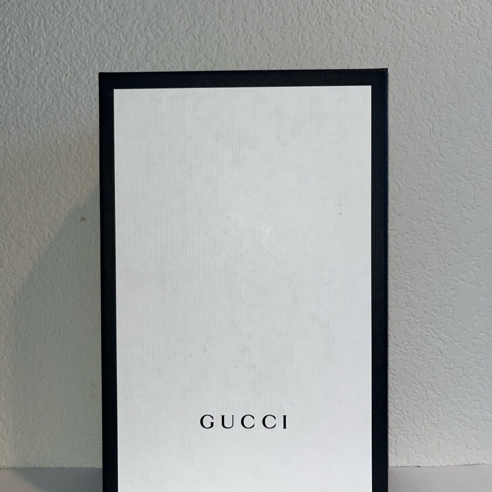 Authentic Gucci Shoe Box - Gem